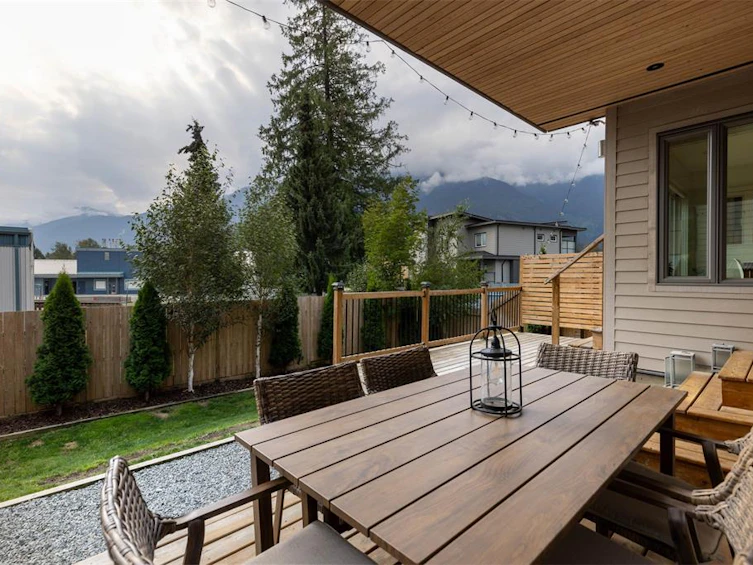 2015 Tiyata Boulevard, Pemberton, BC, V0N 2L0 - 15