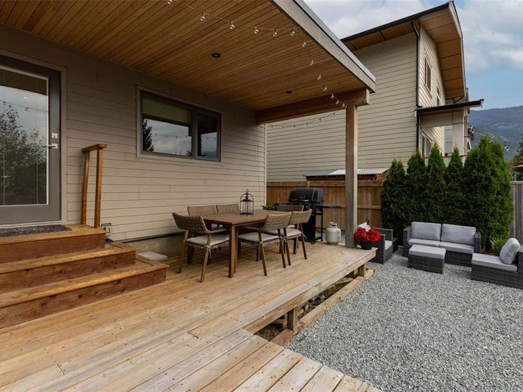2015 Tiyata Boulevard, Pemberton, BC, V0N 2L0 - 18
