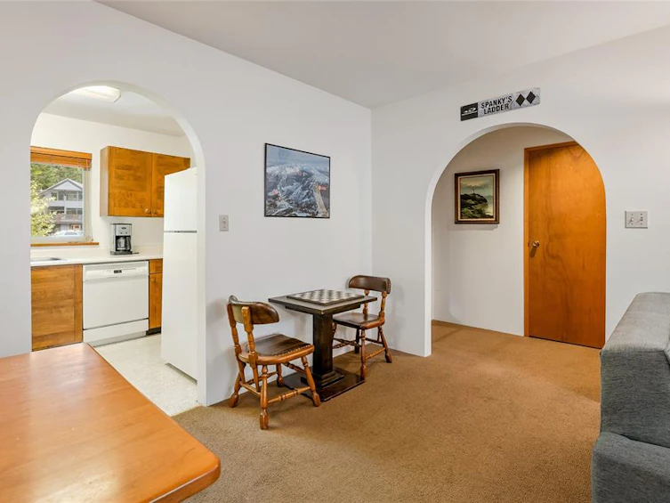 3121 Hawthorne Place, Whistler, BC, V8E 0B8 - 5