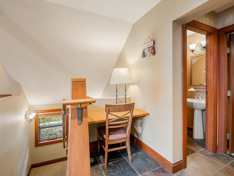 B-4807 Casabella Crescent, Whistler, BC, V8E 0Z4 - 9