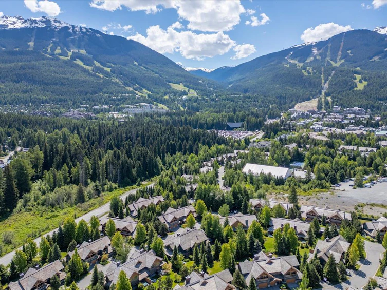 B-4807 Casabella Crescent, Whistler, BC, V8E 0Z4 - 37