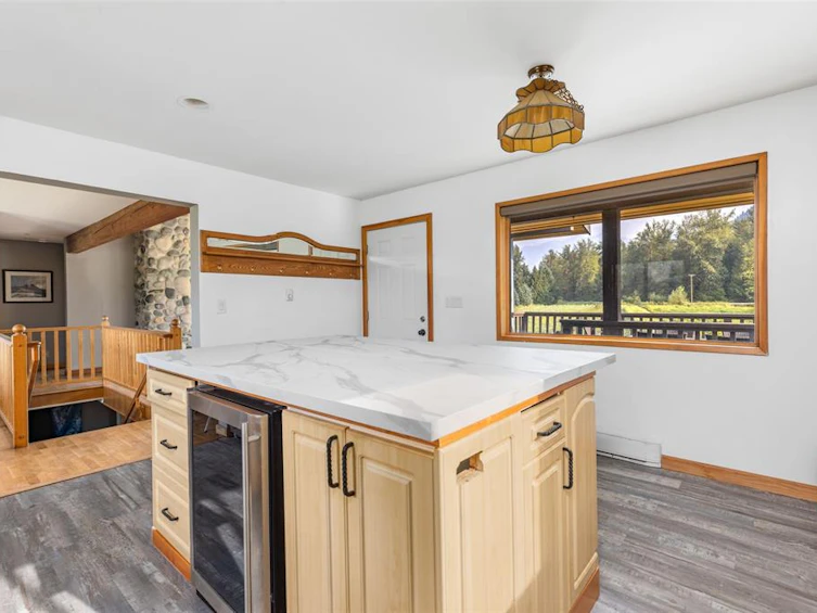 8184 Pemberton Meadows Road, Pemberton, BC, V0N 2L2 - 6
