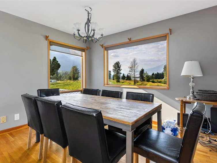8184 Pemberton Meadows Road, Pemberton, BC, V0N 2L2 - 7
