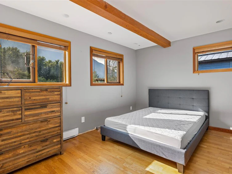 8184 Pemberton Meadows Road, Pemberton, BC, V0N 2L2 - 13