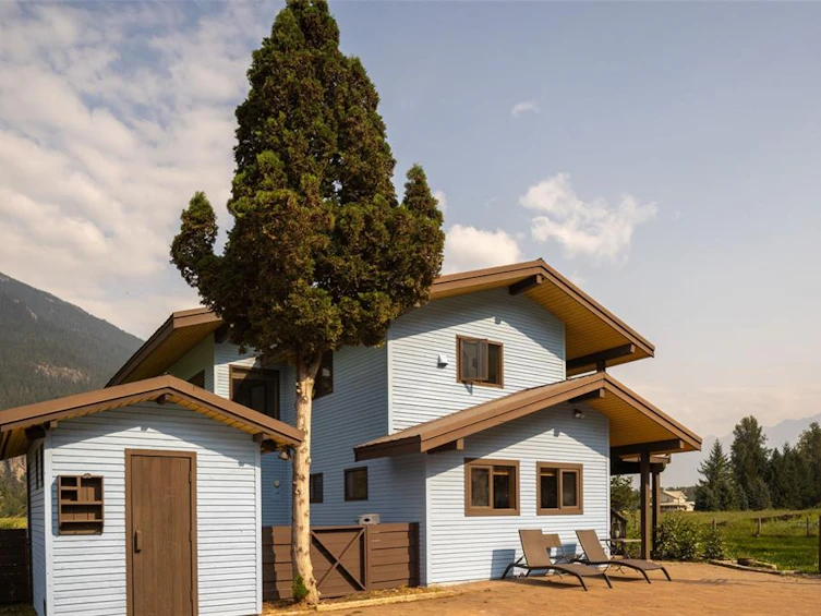 8184 Pemberton Meadows Road, Pemberton, BC, V0N 2L2 - 21