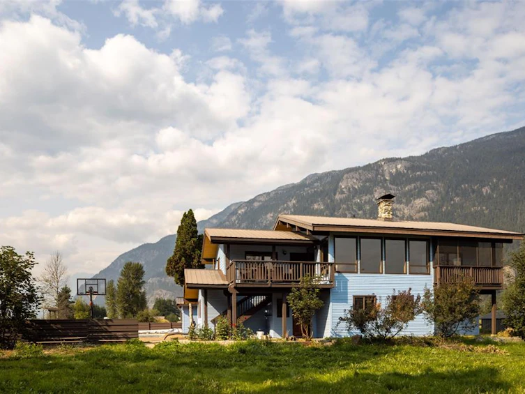 8184 Pemberton Meadows Road, Pemberton, BC, V0N 2L2 - 22