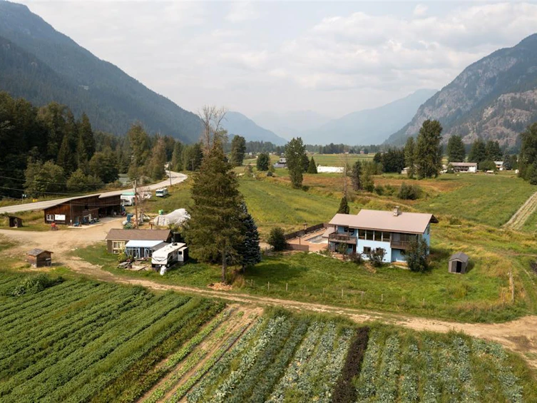 8184 Pemberton Meadows Road, Pemberton, BC, V0N 2L2 - 31