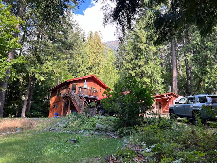 9217 Pemberton Portage Road, Pemberton, BC, V0N 1L0 - 2