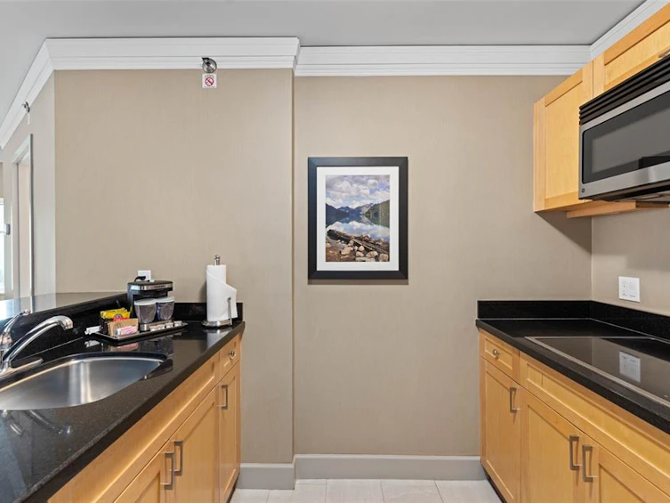 528+530-4050 Whistler Way, Whistler, BC, V8E 1H9 - 8