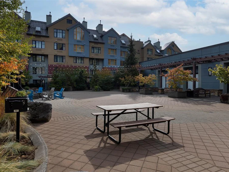 528+530-4050 Whistler Way, Whistler, BC, V8E 1H9 - 35