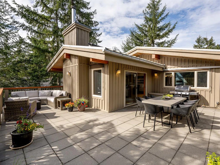 9552 Emerald Drive, Whistler, BC, V8E 0G5 - 4