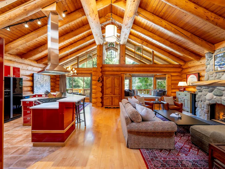 6310 Fairway Drive, Whistler, BC, V8E 0C9 - 4