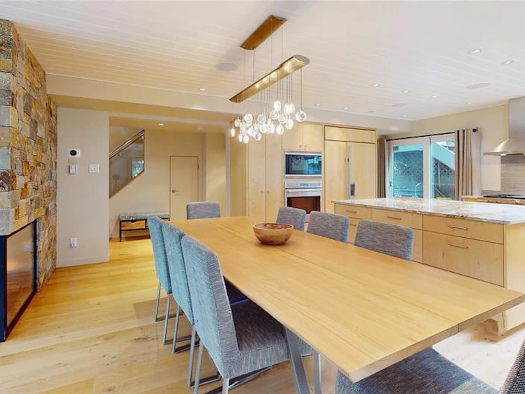 7410 Ambassador Crescent, Whistler, BC, V8E 0E4