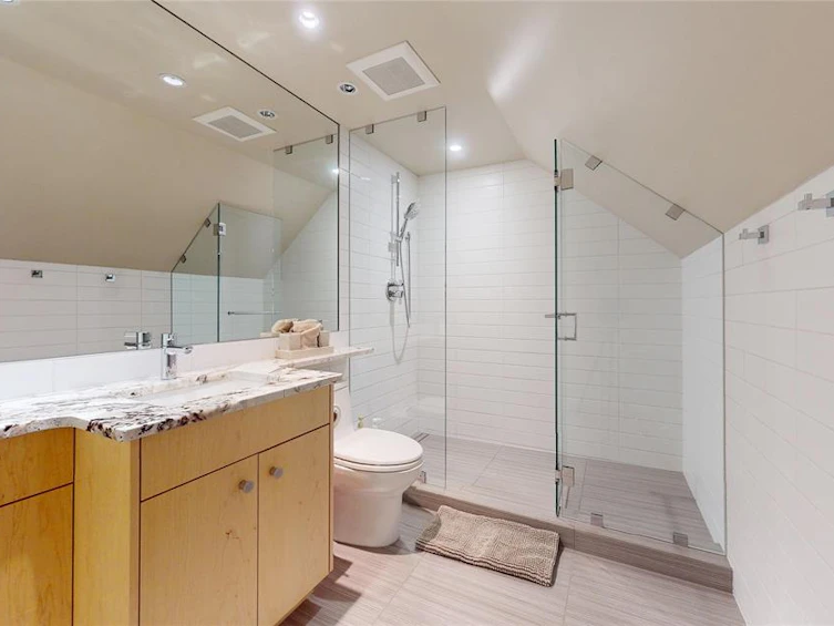 7410 Ambassador Crescent, Whistler, BC, V8E 0E4 - 18