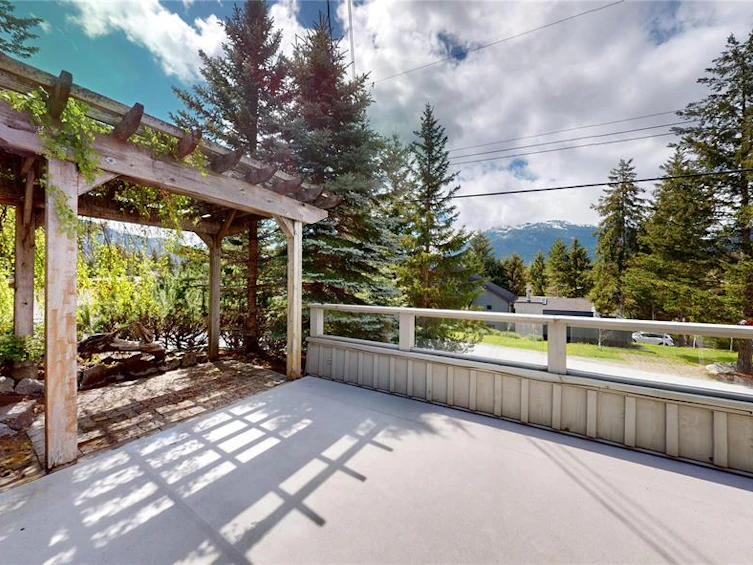 7410 Ambassador Crescent, Whistler, BC, V8E 0E4 - 27