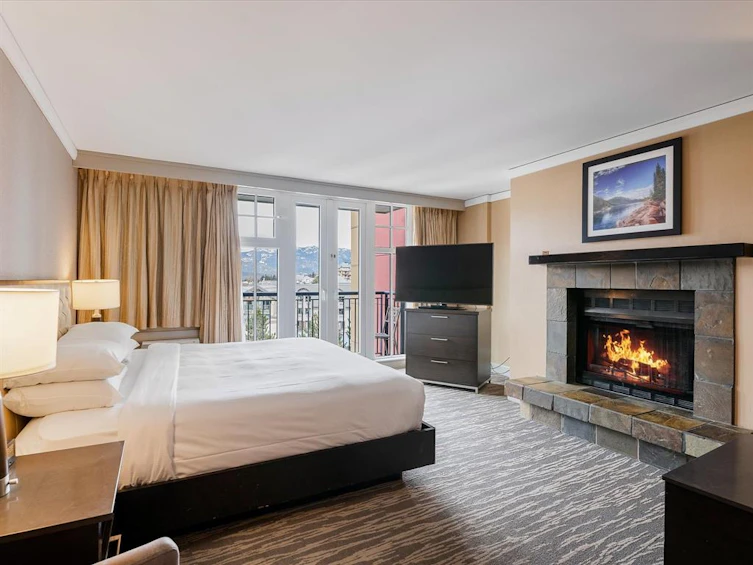 725-727-4050 Whistler Way, Whistler, BC, V8E 1H9 - 12