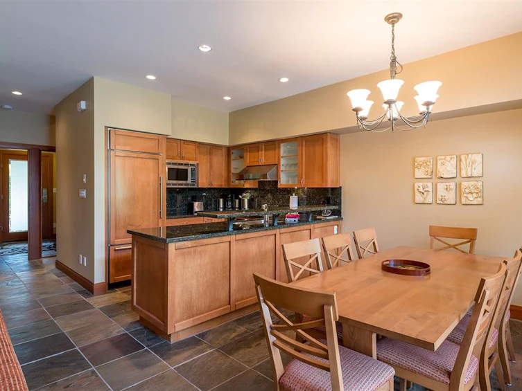 B-4871 Casabella Crescent, Whistler, BC, V8E 0Z4 - 6