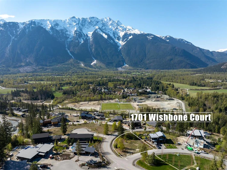 1701 Wishbone Court, Pemberton, BC, V0N 2L0