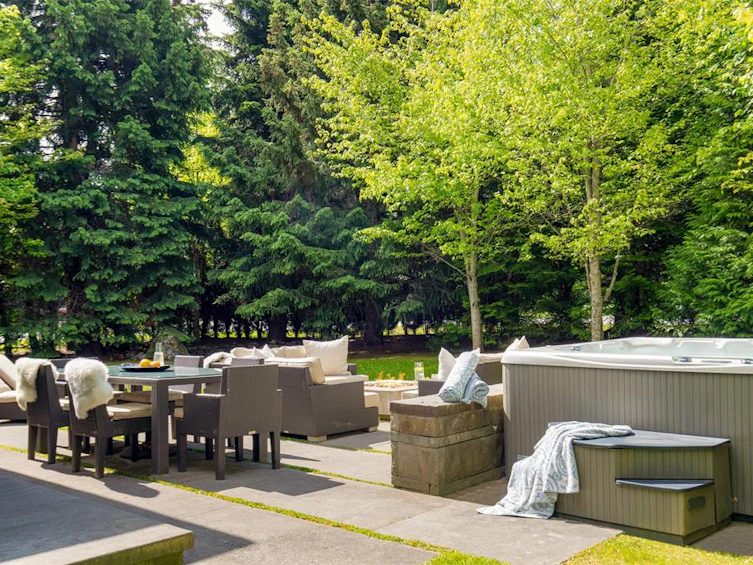 6677 Crabapple Drive, Whistler, BC, V8E 0C5 - 28
