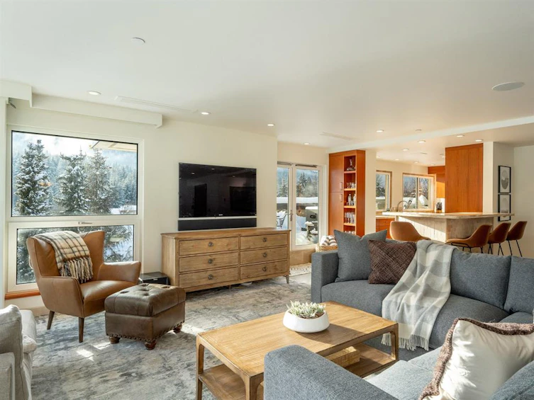 501.601-4557 Blackcomb Way, Whistler, BC, V8E 0Y2 - 5