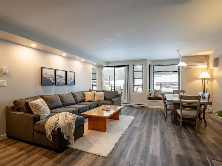 202-4280 Mountain Square, Whistler, BC, V8E 1B9 - 3