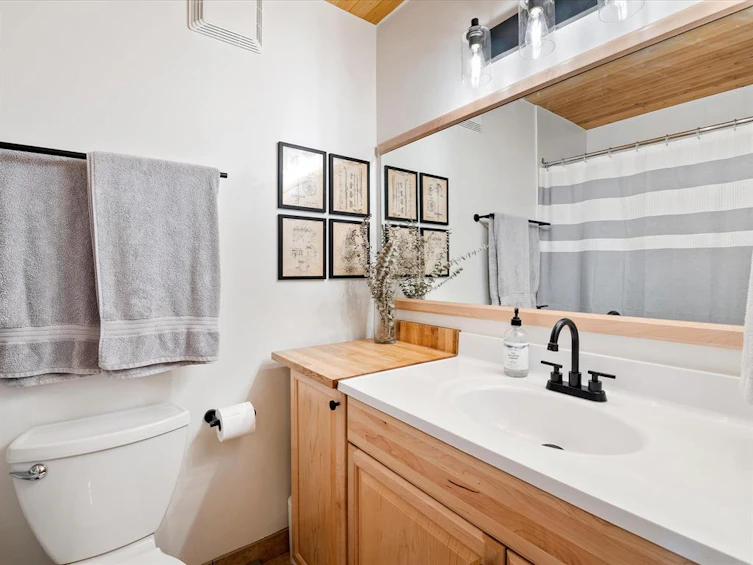 19-2400 Cavendish Way, Whistler, BC, V8E 0L8 - 15