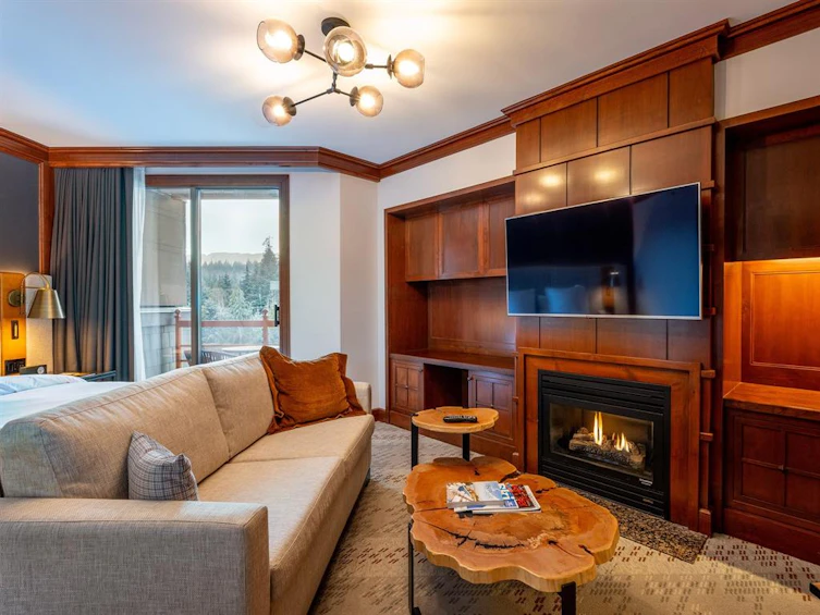 410-4591 Blackcomb Way, Whistler, BC, V8E 0Y4 - 2