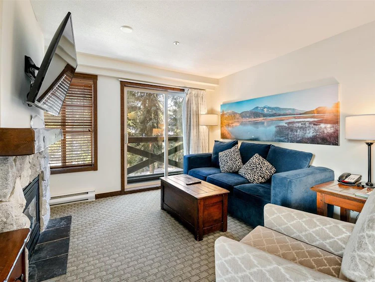 304-4899 Painted Cliff Road, Whistler, BC, V8E 1E2 - 2