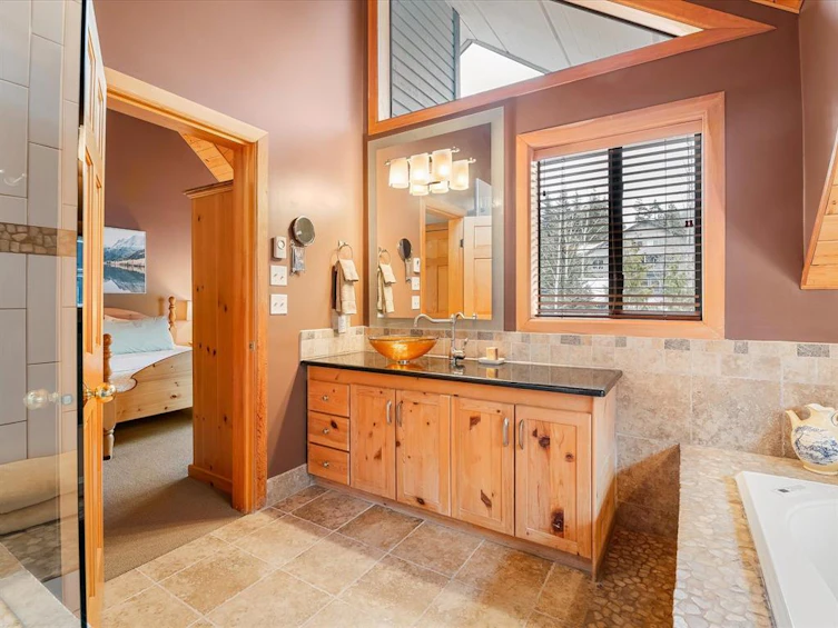 2244 Aspen Drive, Whistler, BC, V8E 0A6 - 19