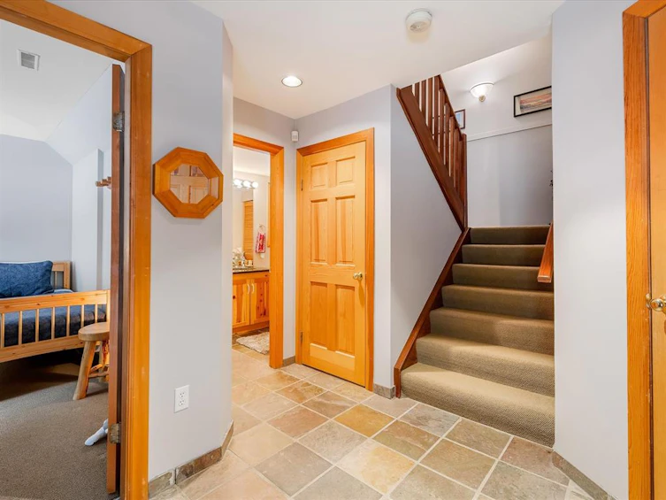 2244 Aspen Drive, Whistler, BC, V8E 0A6 - 28