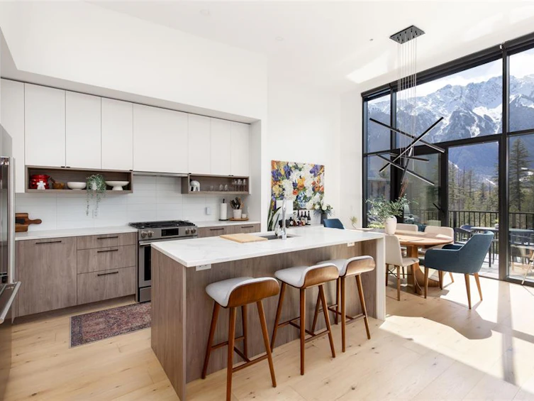 1-4000 Sunstone Way, Pemberton, BC, V0N 2L3 - 4