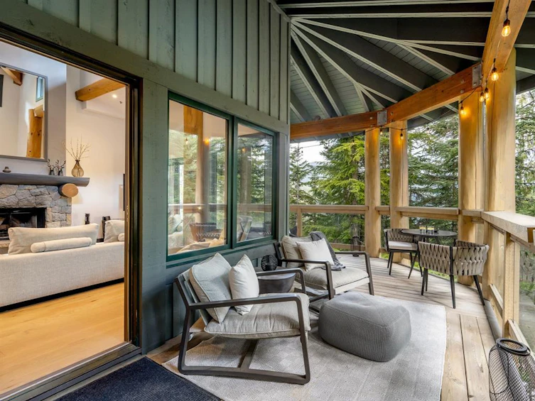 4-2250 Nordic Drive, Whistler, BC, V8E 0P4 - 4