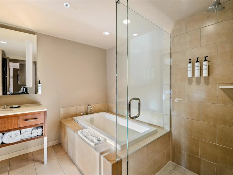 204B-2020 London Lane, Whistler, BC, V0N 1B2 - 15