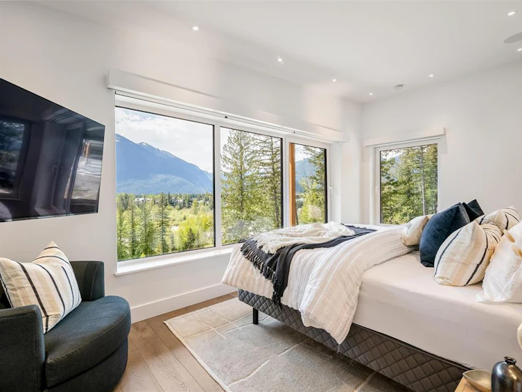 7667 Cerulean Drive, Pemberton, BC, V0N 2L3 - 24