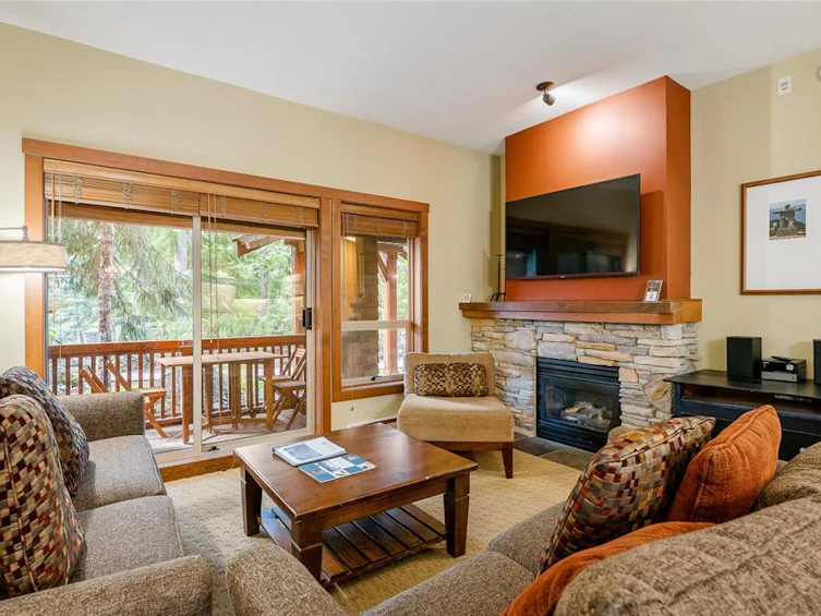 104 (G4)-4653 Blackcomb Way, Whistler, BC, V8E 0Y9 - 2