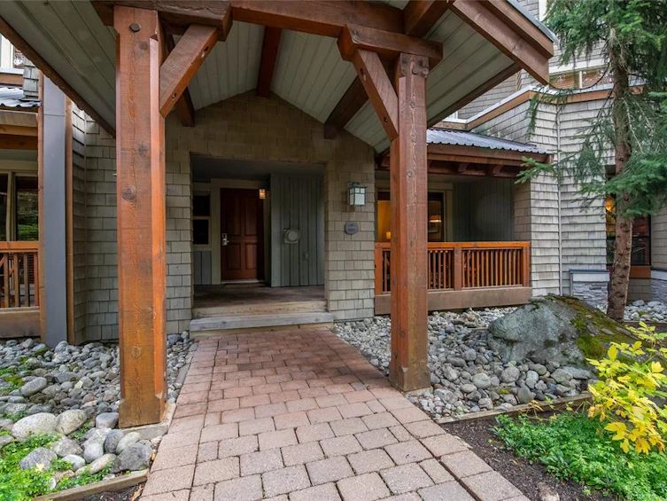 104 (G4)-4653 Blackcomb Way, Whistler, BC, V8E 0Y9 - 11