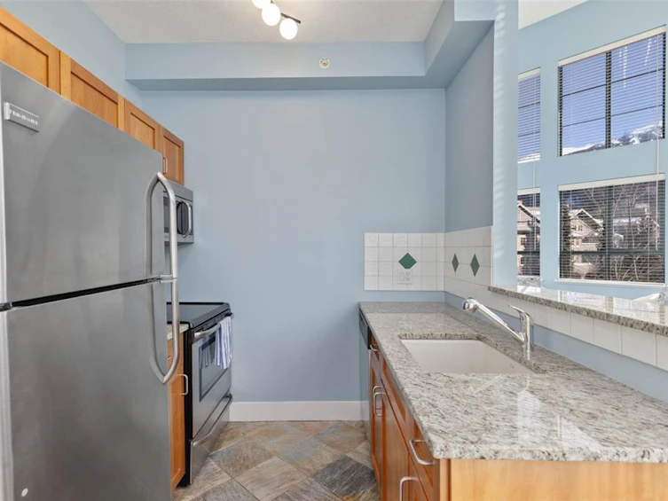 325-4368 Main Street, Whistler, BC, V8E 1B6 - 7