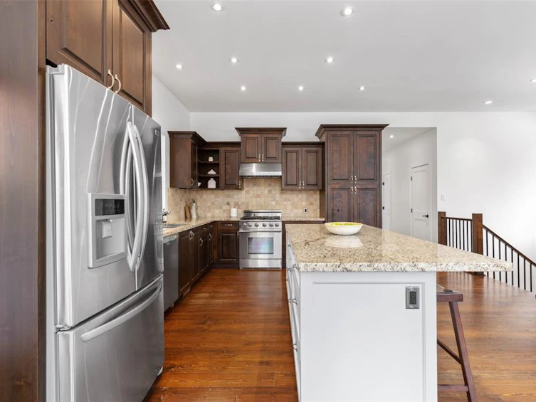 7621 Anderson Road, Pemberton, BC, V0N 2L2 - 8