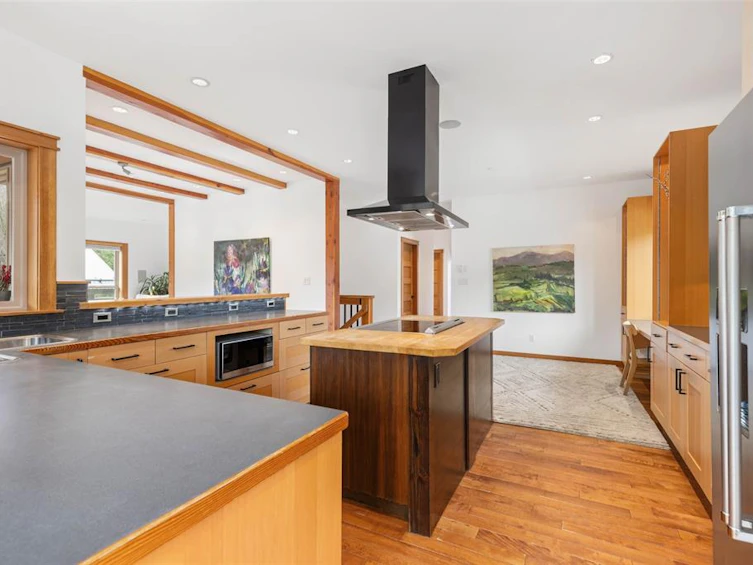 1354 Greenwood Street, Pemberton, BC, V0N 2L0 - 10