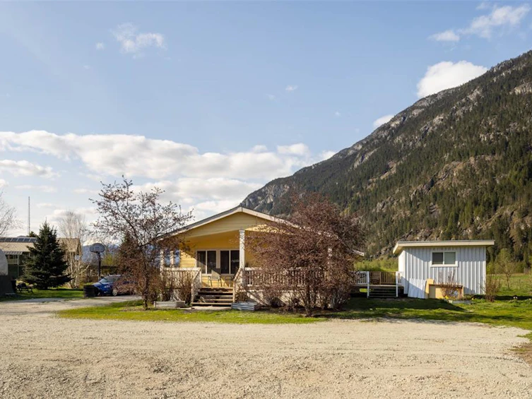 899 Erickson Road, Pemberton, BC, V0N 2L2 - 27