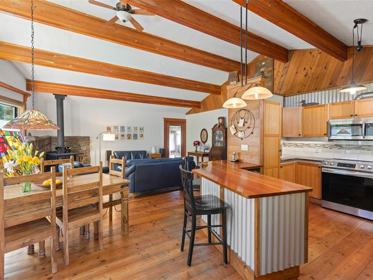 2927 Stanley Road, Pemberton, BC, V0N 1L0 - 5