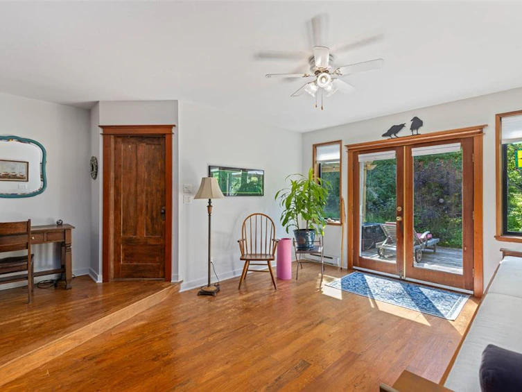 2927 Stanley Road, Pemberton, BC, V0N 1L0 - 10