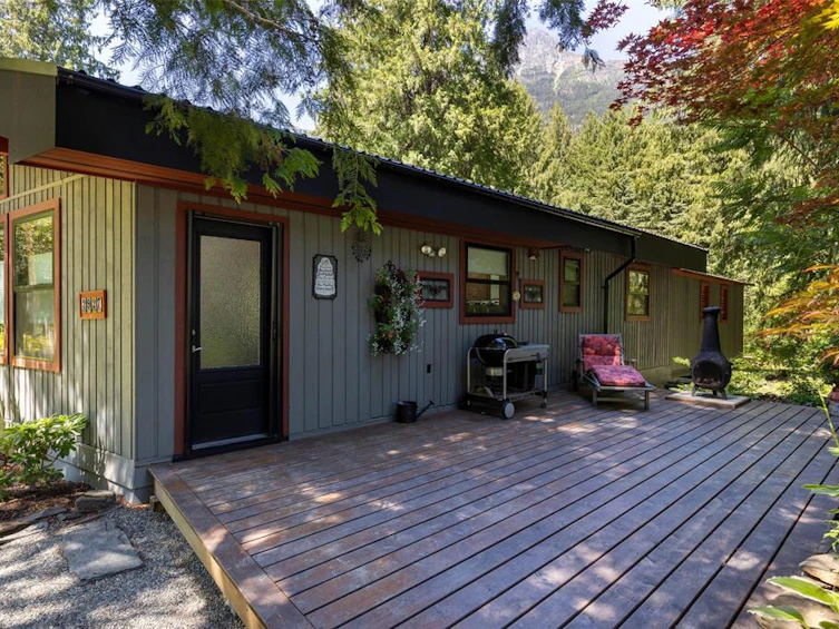 2927 Stanley Road, Pemberton, BC, V0N 1L0 - 24