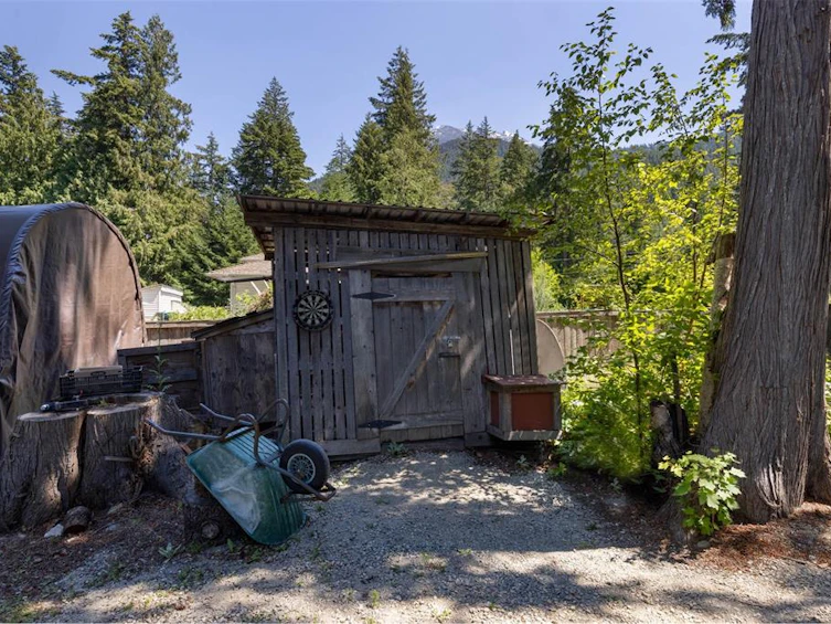 2927 Stanley Road, Pemberton, BC, V0N 1L0 - 33