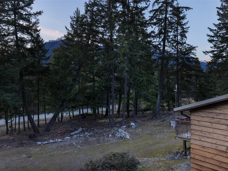9654 Devine Street, Pemberton, BC, V0N 1L0 - 28