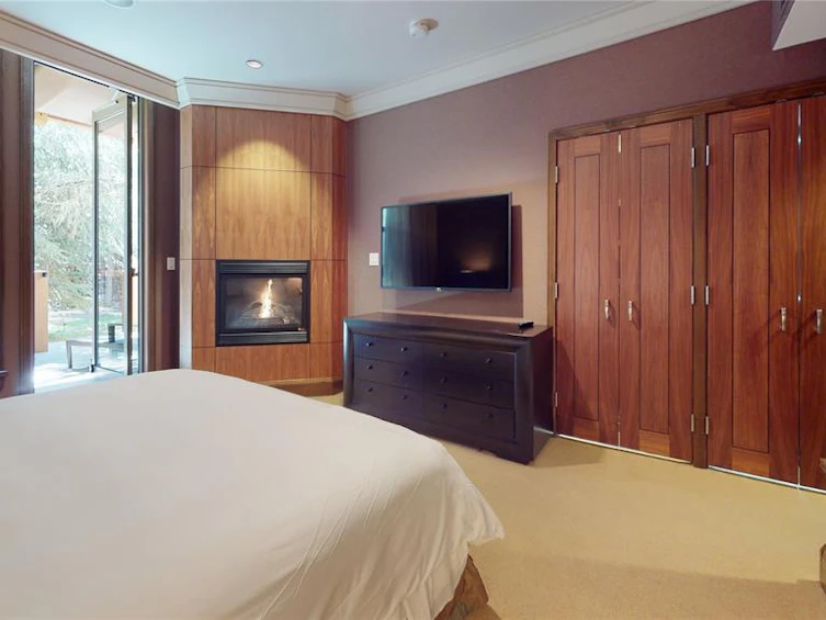 21-4617 Blackcomb Way, Whistler, BC, V8E 0Y4 - 21