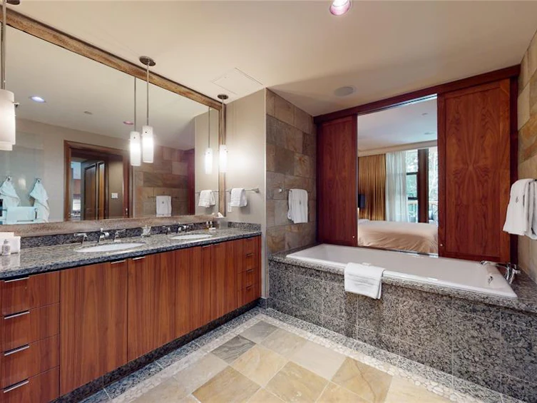 21-4617 Blackcomb Way, Whistler, BC, V8E 0Y4 - 23