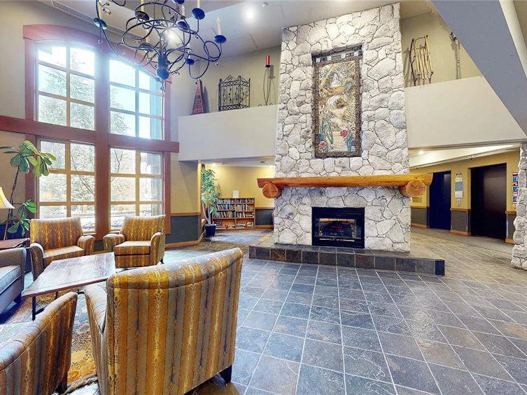 421-4660 Blackcomb Way, Whistler, BC, V8E 0Y8 - 3