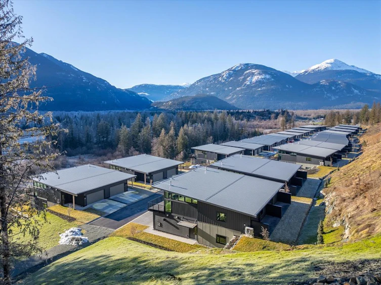 25-4000 Sunstone Way, Pemberton, BC, V0N 2L3 - 4
