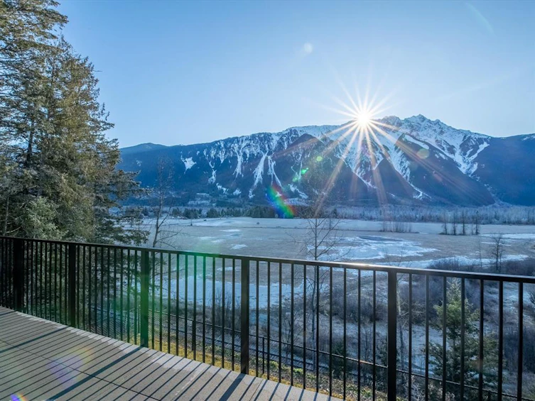 25-4000 Sunstone Way, Pemberton, BC, V0N 2L3 - 26